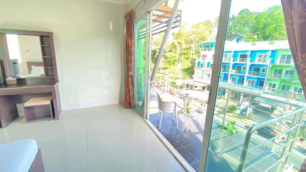 Sweet Dream Hotel Patong Phuket Екстериор снимка
